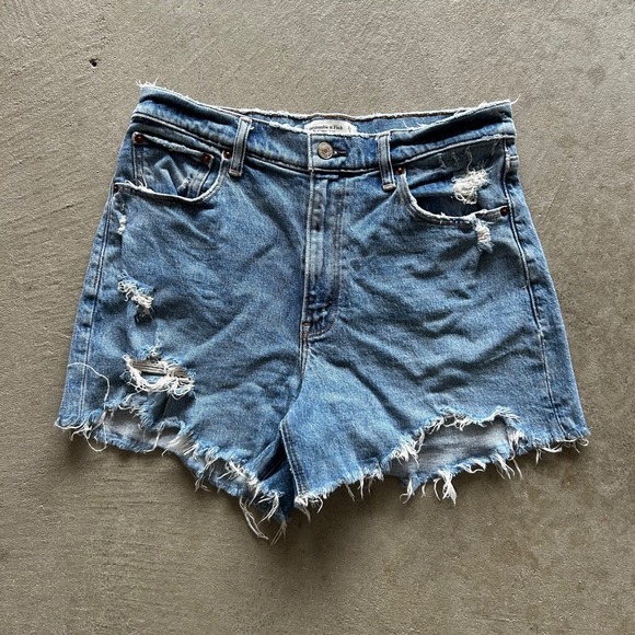 Abercrombie & Fitch Pants - Abercrombie & Fitch Jean Shorts Size 29x4 The 4" Mom Short High Rise Distressed